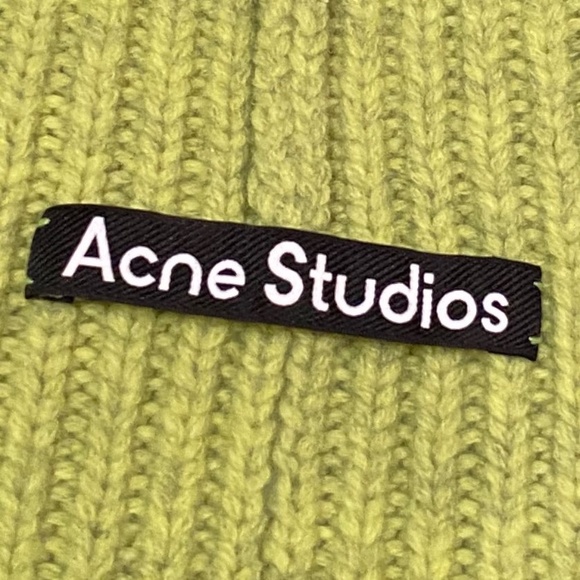 real vs fake Acne Studios beanie - Picture 7 of 10